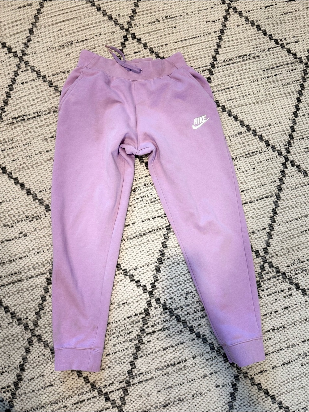 Nike Girls' Light Purple Jogger Sweatpants with White Swoosh
